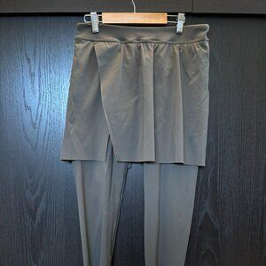 Spanx Booty Boost Active Skirt with 7/8" leggings army green (dark palm) size L